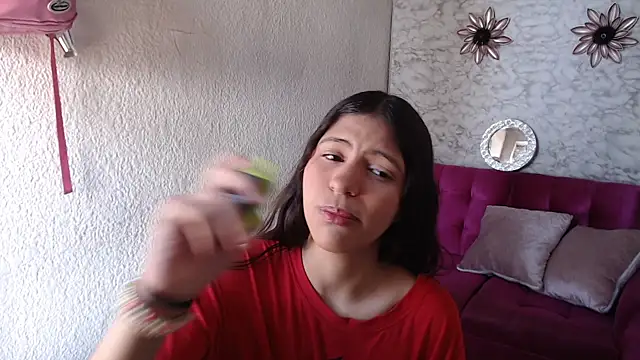 Snapshot of Evagirl69 chatting on May 22, 2026, 12:33 pm Evagirl69 online show from May 22, 2026, 12:33 pm