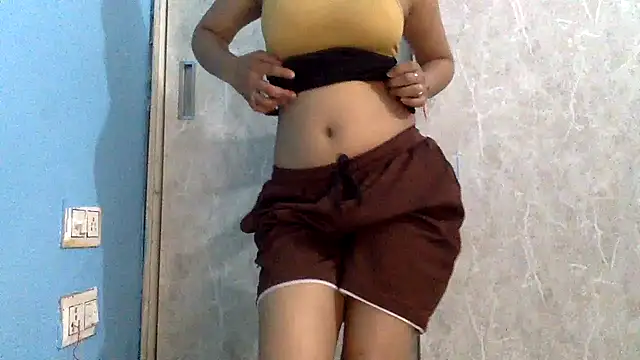 Nisha cam12 online show from September 19, 2025, 5:57 pm