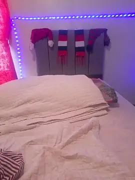 Snapshot of Vickysweeeettt chatting on December 14, 2025, 6:56 pm Vickysweeeettt online show from December 14, 2025, 6:56 pm