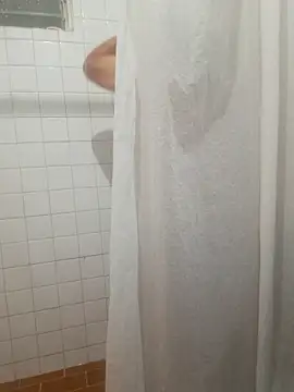 Snapshot of Vickysweeeettt chatting on March 25, 2026, 11:22 pm Vickysweeeettt online show from March 25, 2026, 11:22 pm