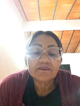 Snapshot of Vickysweeeettt chatting on March 30, 2026, 3:18 am Vickysweeeettt online show from March 30, 2026, 3:18 am