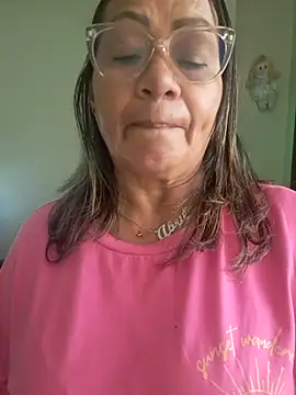 Vickysweeeettt online show from June 23, 2026, 1:31 pm