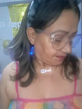 Vickysweeeettt online show from July 2, 2026, 2:44 am