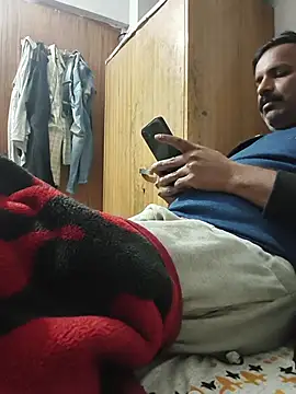 vardh033 online show from November 29, 2025, 3:15 pm