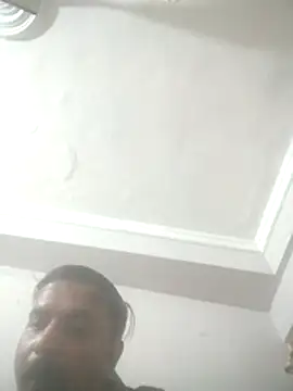 vardh033 online show from December 15, 2025, 11:36 am