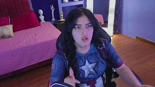 sari belle online show from December 4, 2025, 9:01 pm