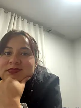 Leonis 0 online show from October 10, 2025, 2:10 am