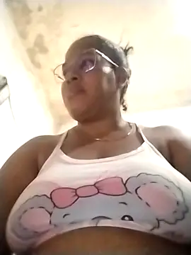 Big ass submissive online show from October 6, 2025, 10:07 pm