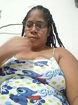 Snapshot of Big_ass_submissive chatting on May 23, 2026, 4:29 am Big ass submissive online show from May 23, 2026, 4:29 am