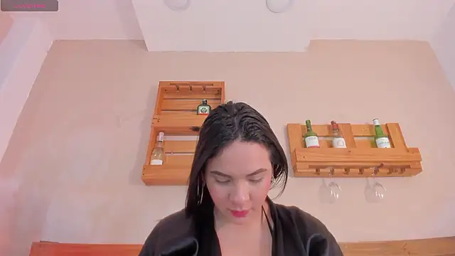  miss mia online show from February 4, 2026, 12:00 pm