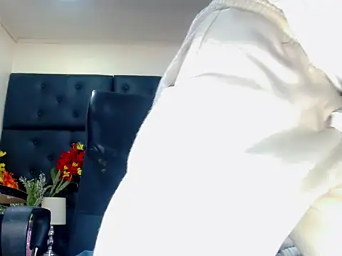 StivBigCock online show from September 30, 2025, 2:05 am