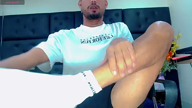 StivBigCock online show from October 1, 2025, 12:00 pm