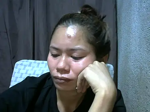 Sweeetgurll online show from February 25, 2026, 2:48 pm