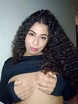 Snapshot of A_maddy chatting on October 28, 2025, 10:56 pm A maddy online show from October 28, 2025, 10:56 pm