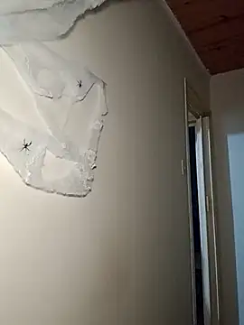 Snapshot of A_maddy chatting on October 31, 2025, 2:23 am A maddy online show from October 31, 2025, 2:23 am