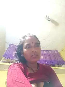 Snapshot of Monika_thakurr chatting on September 27, 2025, 10:37 pm Monika thakurr online show from September 27, 2025, 10:37 pm