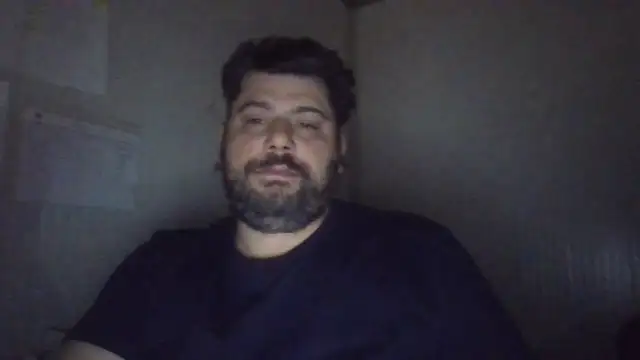 giuseppelovisi85 online show from September 28, 2025, 12:05 am