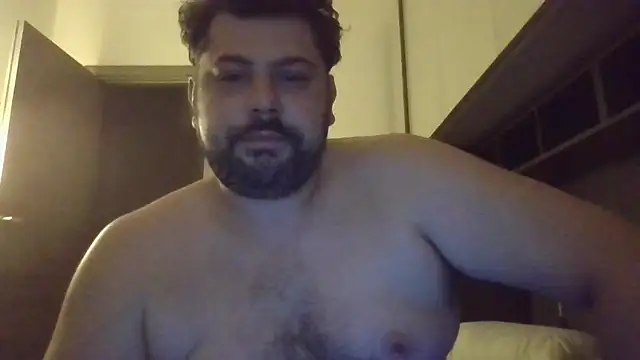 giuseppelovisi85 online show from October 22, 2025, 7:02 pm