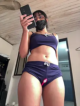 Kyra  Rose online show from February 2, 2026, 7:56 pm