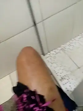 safadomoreno online show from November 6, 2025, 5:52 am