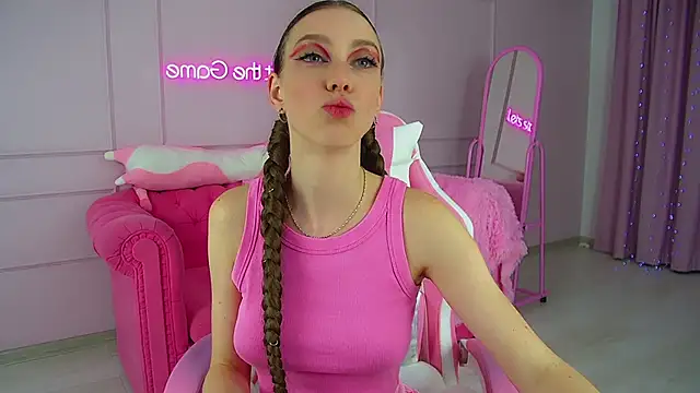 VeronicaVances online show from September 19, 2025, 6:08 pm