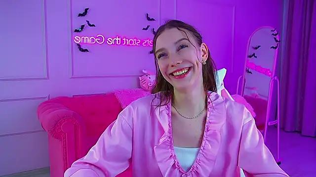 VeronicaVances online show from November 6, 2025, 6:09 pm