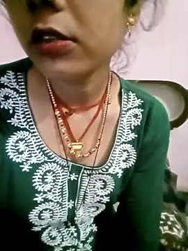 Snapshot of Hot_ashna chatting on October 1, 2025, 6:14 pm Hot ashna online show from October 1, 2025, 6:14 pm