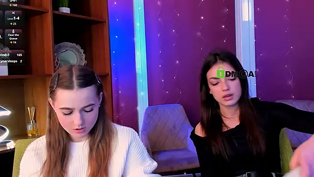 aria moo online show from December 16, 2025, 7:46 am