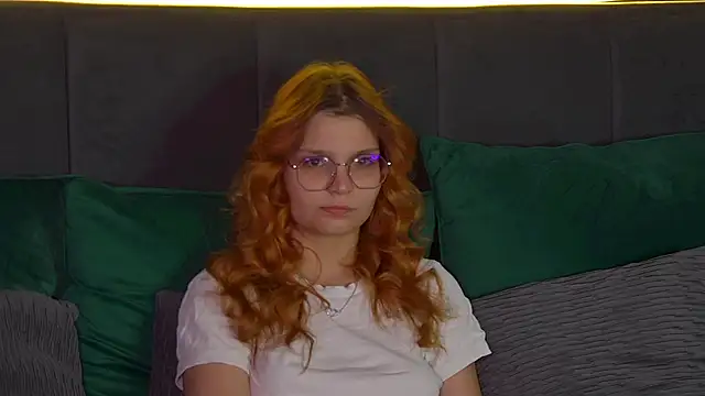 Snapshot of BellaMarebelle chatting on September 25, 2025, 4:27 am BellaMarebelle online show from September 25, 2025, 4:27 am