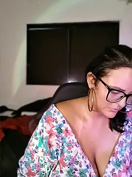 AuroraChest online show from February 19, 2026, 1:07 pm