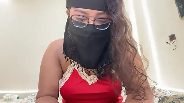 Snapshot of Drizzling_Intimecy chatting on November 16, 2025, 8:20 am Drizzling Intimecy online show from November 16, 2025, 8:20 am