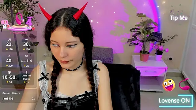 Krysten Riter online show from February 11, 2026, 2:44 pm