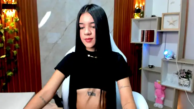 MeganLara online show from September 13, 2025, 7:02 pm