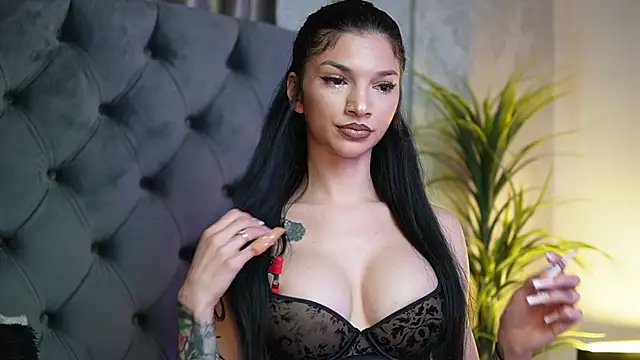 MiamiCoffee online show from November 16, 2025, 6:35 pm