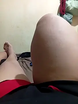 Ravena2290 online show from April 16, 2026, 3:13 pm