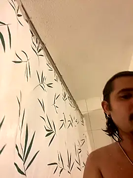 Snapshot of daddyvibes chatting on October 12, 2025, 5:17 am daddyvibes online show from October 12, 2025, 5:17 am