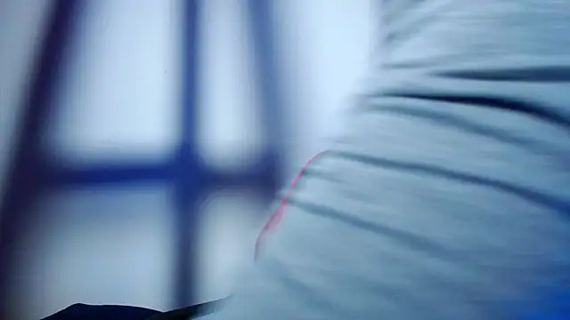 rowanbigboy23 online show from November 12, 2025, 12:11 am