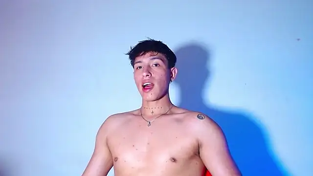 rowanbigboy23 online show from February 22, 2026, 7:34 pm