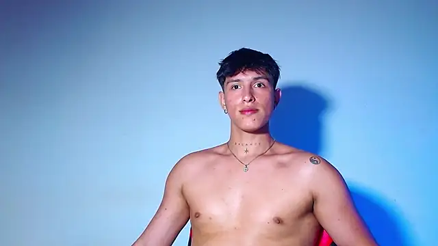 rowanbigboy23 online show from March 17, 2026, 12:48 am