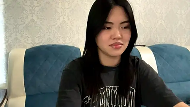 MIMIMary online show from September 19, 2025, 10:05 am