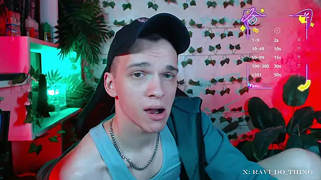 frozen boy online show from September 24, 2025, 4:54 pm