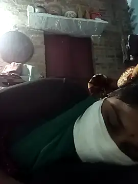 Sheema tyagi online show from December 13, 2025, 8:25 pm