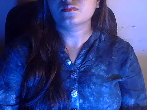 Aanya Hazel online show from September 29, 2025, 4:12 pm