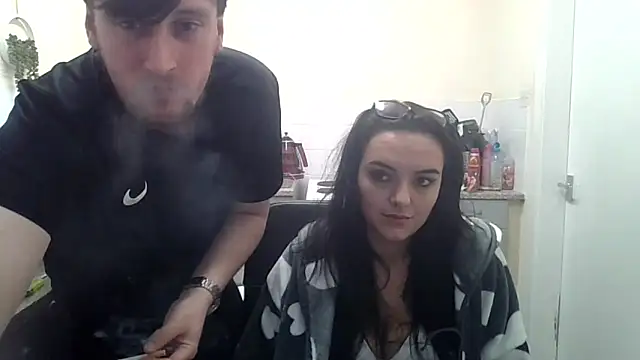 Snapshot of scottishcouple2002 chatting on October 22, 2025, 6:07 pm scottishcouple2002 online show from October 22, 2025, 6:07 pm