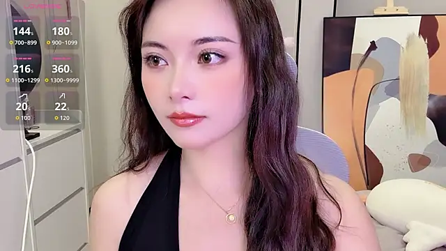 L-xI668 online show from October 24, 2025, 7:16 am