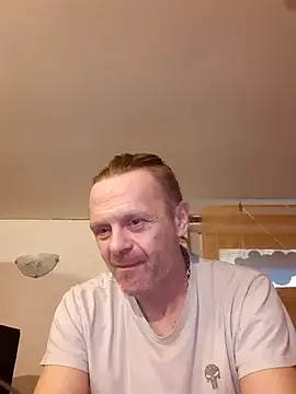 Kuba Gd online show from February 12, 2025, 8:49 am