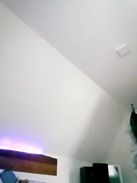 Kuba Gd online show from April 8, 2026, 11:32 am