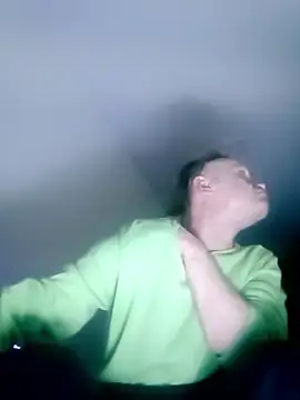 Kuba Gd online show from April 18, 2026, 12:47 am