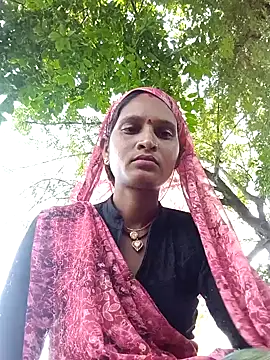 Riya Raj90 online show from September 16, 2025, 9:43 am