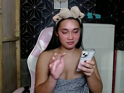 asian cumstarrhian online show from September 22, 2025, 3:52 am